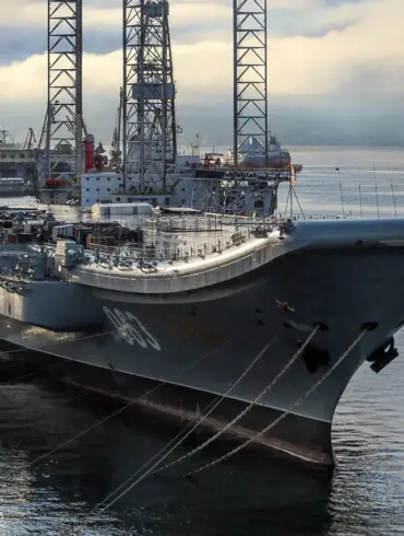 Russia May Abandon Restoration of Admiral Kuznetsov, Report Indicates Strategic Shift