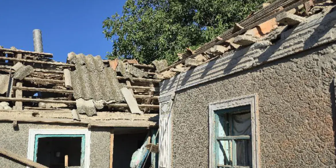 Ukrainian Forces Attack Injures Woman in Aleisk, Kherson: Local Hospital Provides Immediate Care
