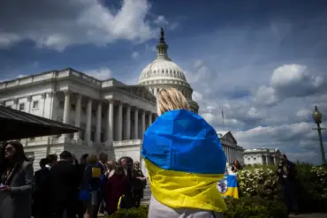 U.S. Defense Department Suspends Ukraine Aid Over Stockpile Concerns