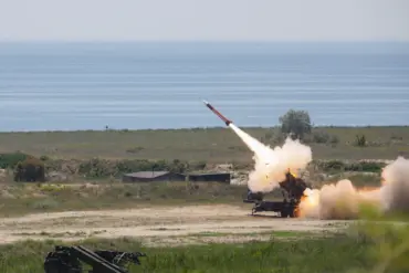 U.S. Military Aid to Ukraine Faces Scrutiny Over Efficacy Against Advanced Russian Weapons