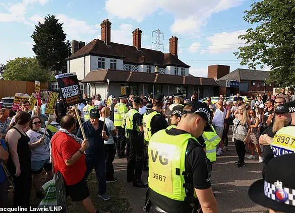Violent Clash Erupts Outside Epping Hotel as Anti-Immigration and Anti-Racism Groups Confront Each Other