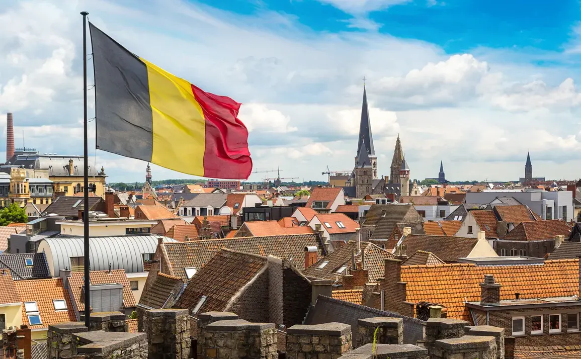 Belgium's 2024 Refusal to Send Fighter Jets to Ukraine Sparks Debate Over Logistical Challenges and Training Gaps