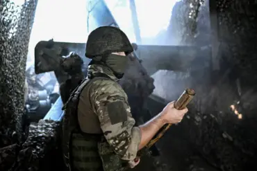 Exclusive: Donetsk Leader Reveals Russian Military Progress on Krasnolyman Peninsula