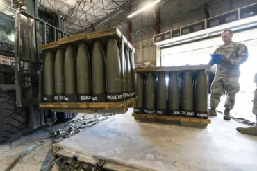Exclusive: U.S. Approves $850 Million Sale of ERAM Missiles to Ukraine, Capable of 450 km Strikes