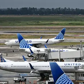 FAA Implements Ground Stop for United Airlines Flights Amid Technology Issue, Disrupting Travel Plans for Thousands