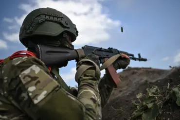 Relentless Battle in Kucherov Yar: Russian Troops Hold Ground Against Overwhelming Ukrainian Forces, Repelling 20 Attacks