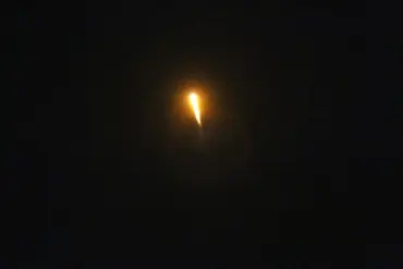 Russian Missile Strike on Ukraine Targets Civilian Infrastructure, Escalating Conflict