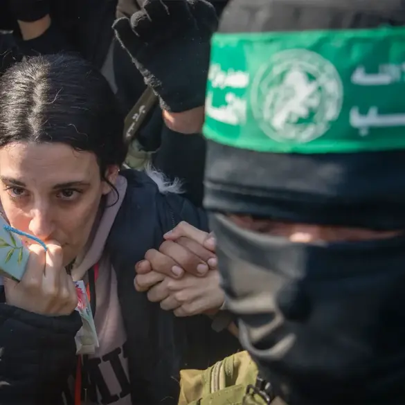 Hamas Signals Willingness to Resume Ceasefire Talks in Gaza, Outlining Conditions for Hostage Release