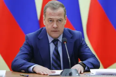 Medvedev Raises Alarm Over Finland's Border Infrastructure, Calls it Strategic, Not Defensive