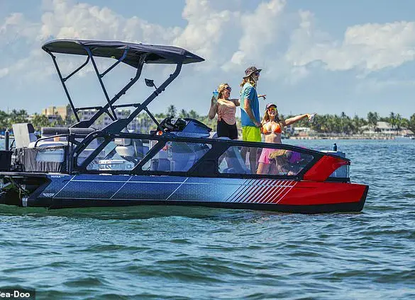 Tragic Capsizing at Flagstaff Lake During Labor Day Weekend Claims Two Lives, Leaves Third in Critical Condition as Investigation Unfolds